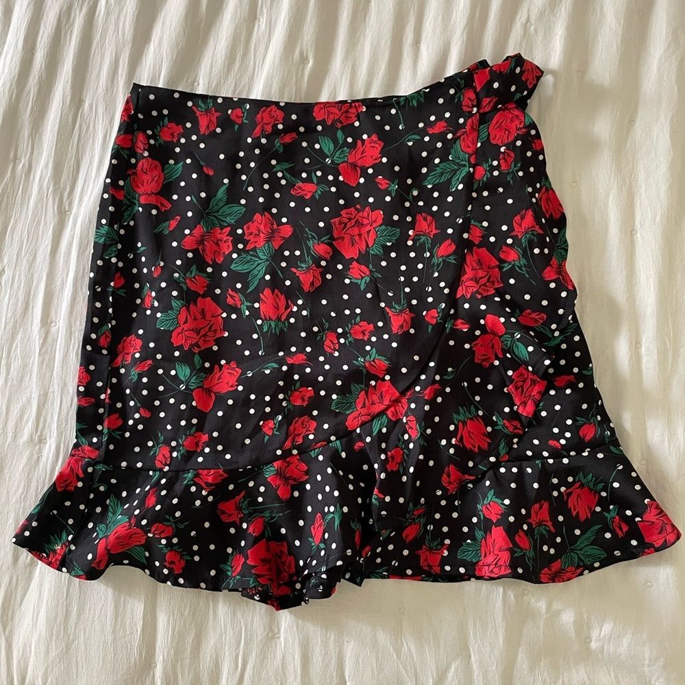 Nasty Gal Women Skirt US 6 Black Red Rose Polka Dot Satin Ruffle Hem Coquette